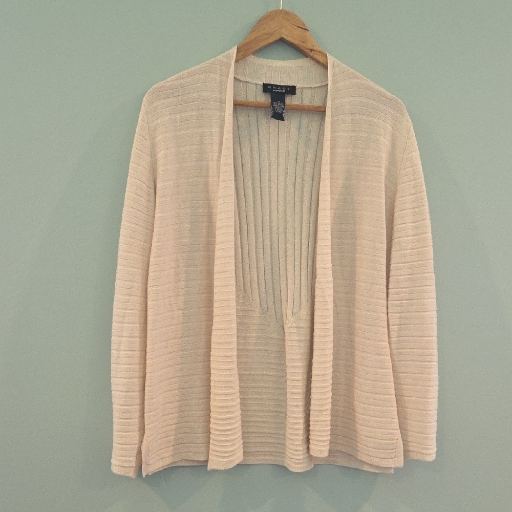 Grace Women's Cream Cardigan Sweater with Ribbed Texture Size Medium Light Wt.